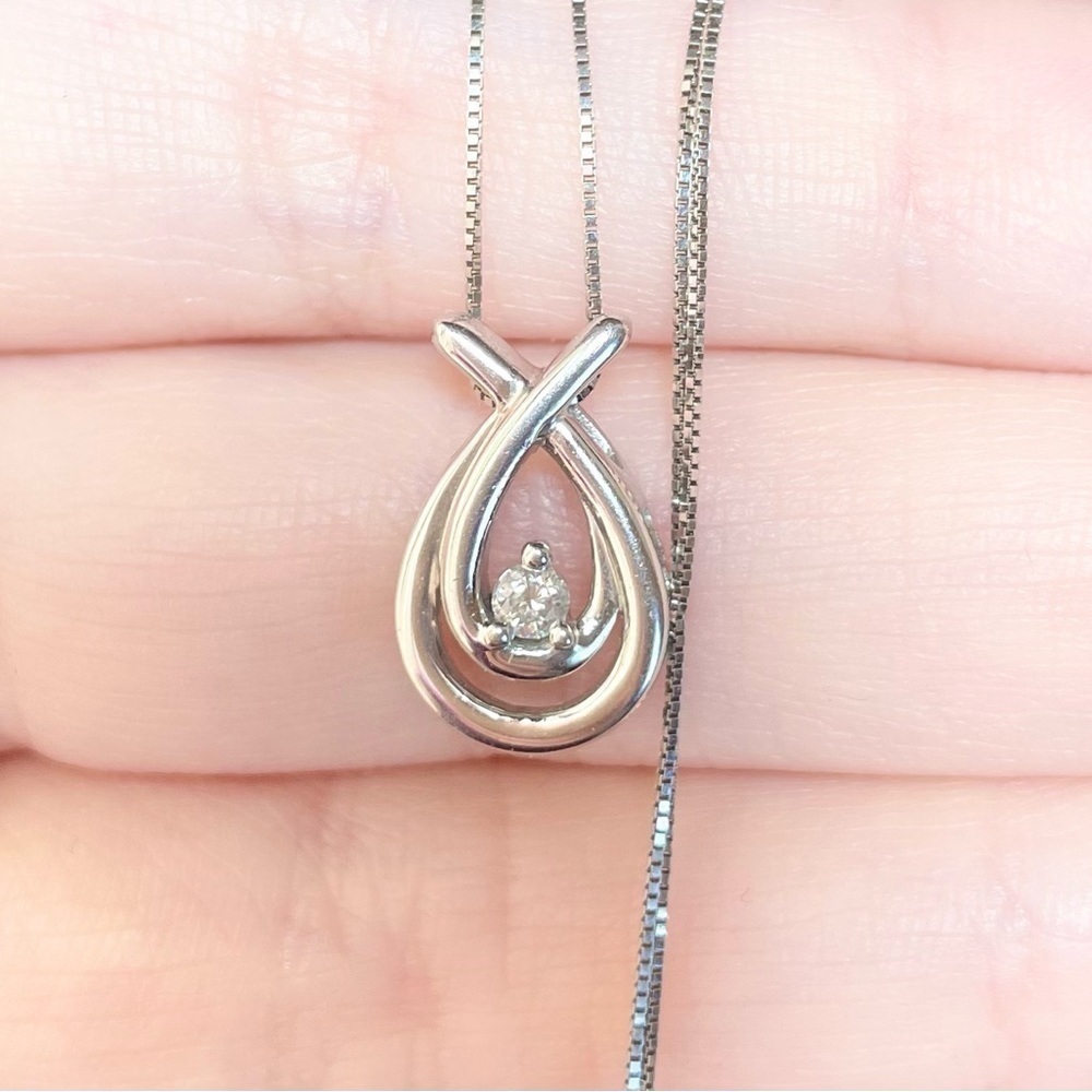 10k double loop filigree open circle .08 diamond solid white gold necklace - Picture 6 of 11